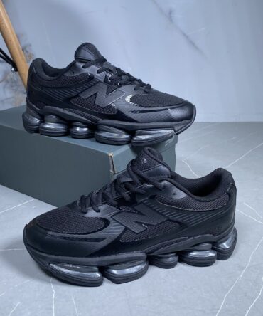 New Balance 2000 Negro