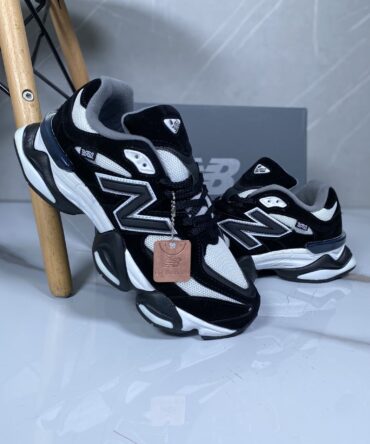 New Balance 9060 Negro Blanco