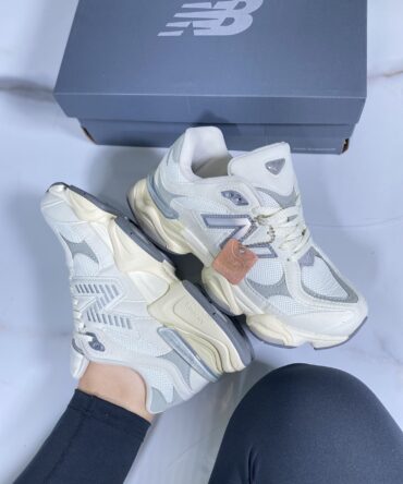 New Balance 9060 Gris Beige