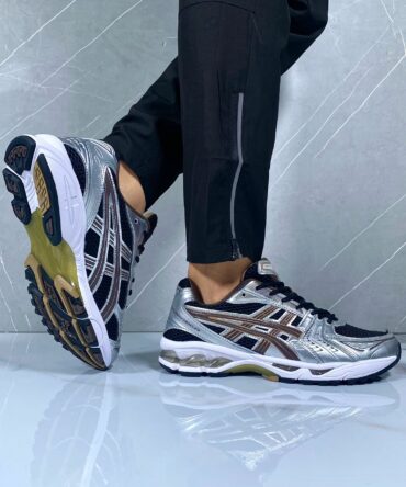Asics Gel Kayano Negro Plata Cafe